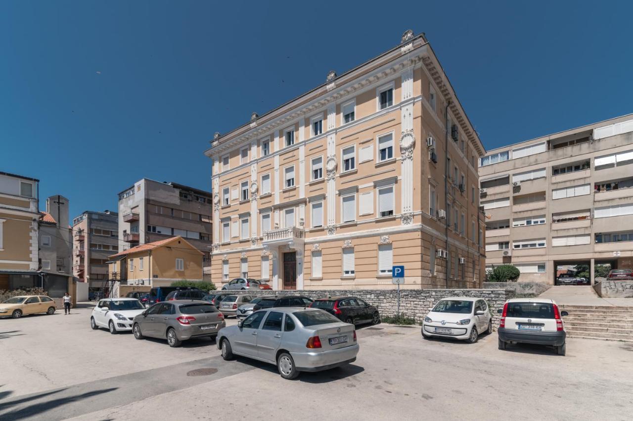 Tom'S Luxury Apartment Zadar, Branimirova Obala Luaran gambar