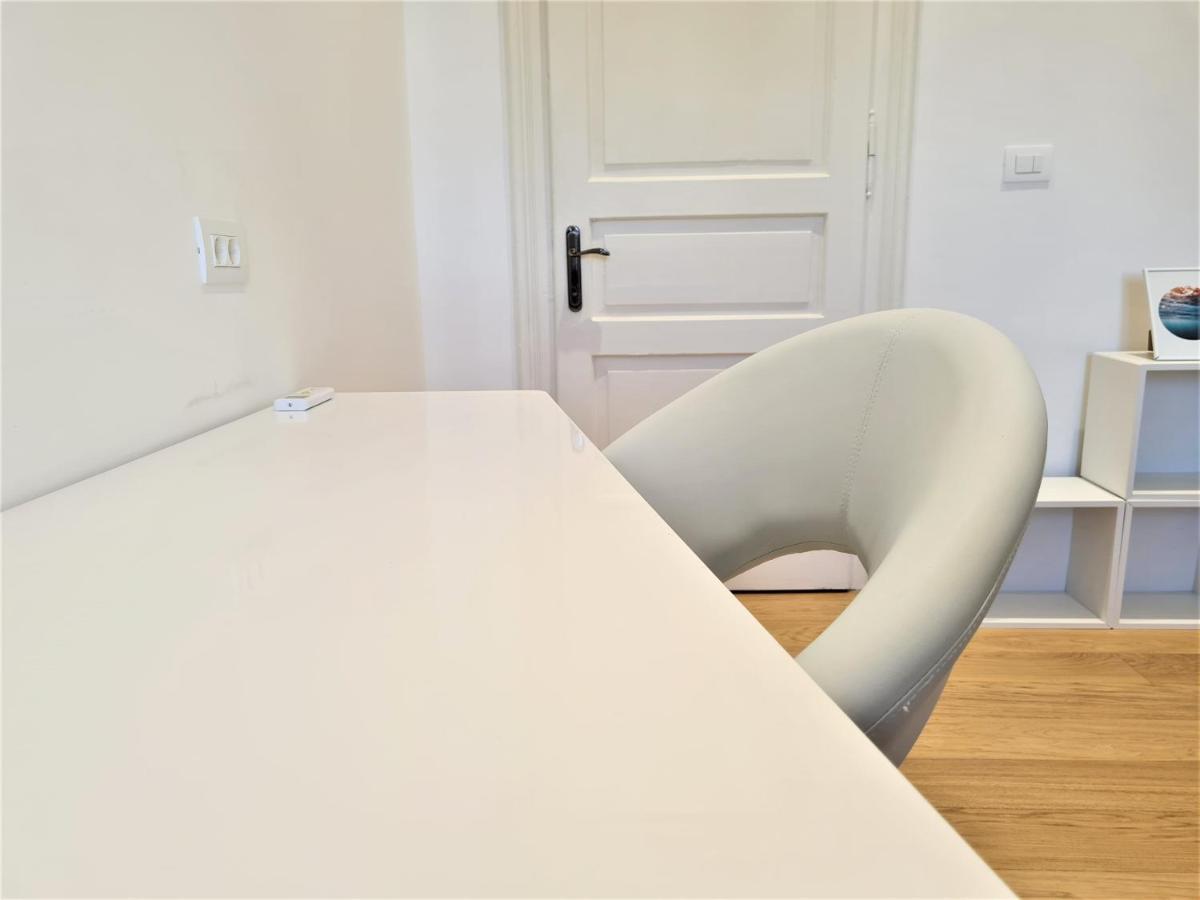 Tom'S Luxury Apartment Zadar, Branimirova Obala Luaran gambar